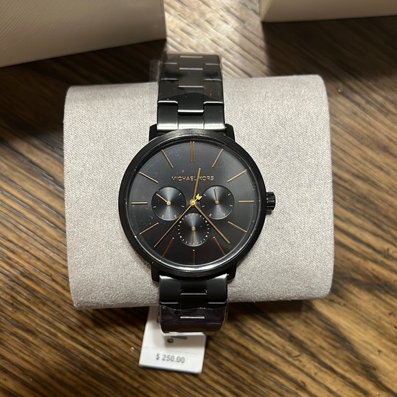 Michael kors men’s watch brand new